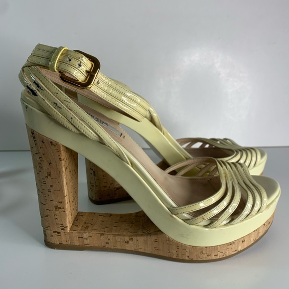 Prada heels shoes - Picture 8 of 8